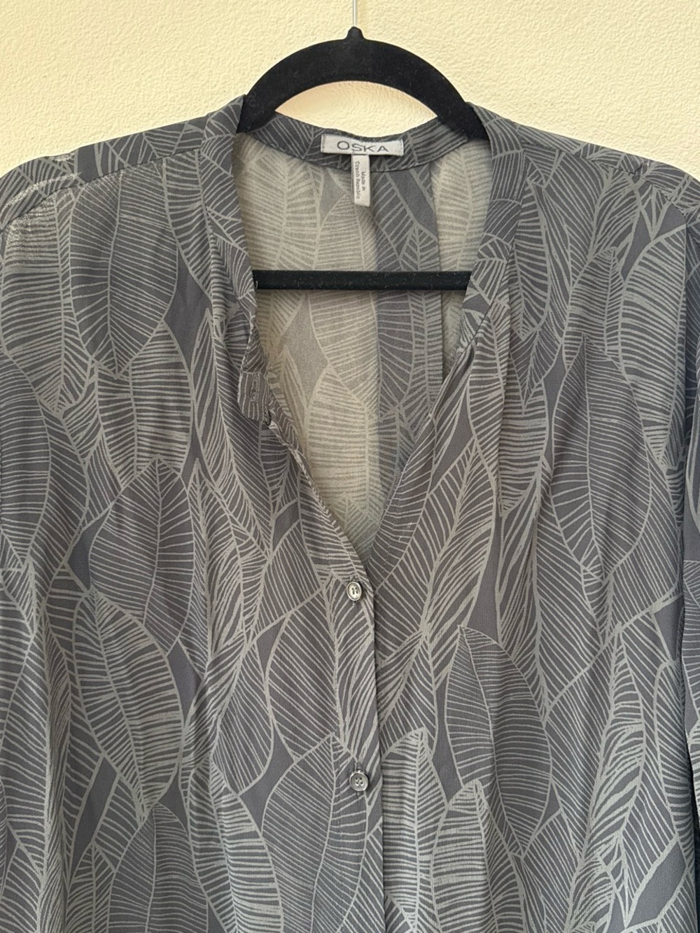 OSKA Lightweight Black Leaf-Print Long Sleeve Dress SIZE MEDIUM